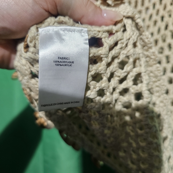 Molly Bracken Tan Sequin Crochet Blouse NWT XS PTP 17 - Picture 3 of 8